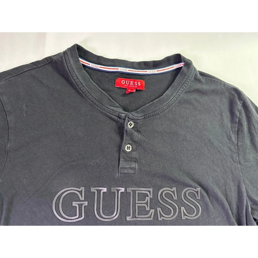 Guess Los Angeles Men's Black Henley Shirt Short Sleeve Embossed Logo Size Large - Picture 2 of 9
